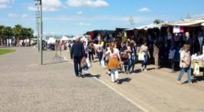 festivita-8-dicembre-mercato-venerdi-regolarmente-aperto-Società