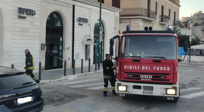 bomba bancomat manfredonia esplosione