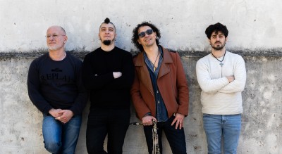 su-la-testa-ane-feat-takkarate-boys-disco-che-suona-e-parla-foggiano-Società