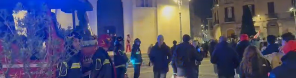 ..fiaccolata simone raucea vigili fuoco