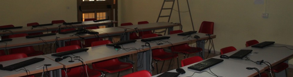 furto scuola