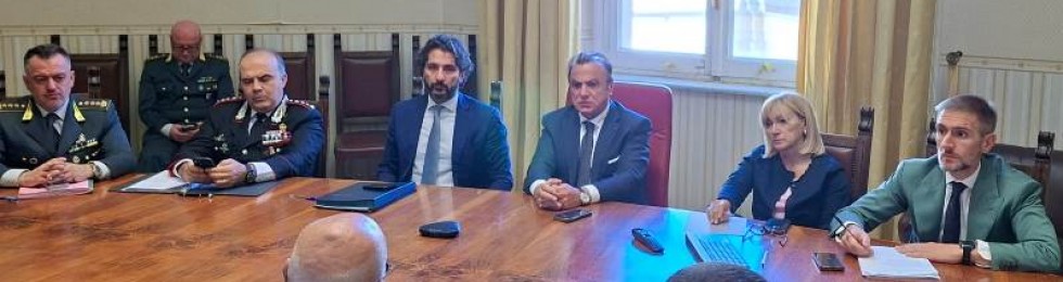 ..prefettura foggia vertice proteste agricoltori