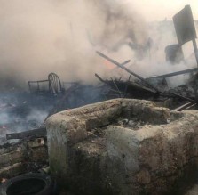 Incendio ghetto Borgo Mezzanone Foggia distrutte baracche
